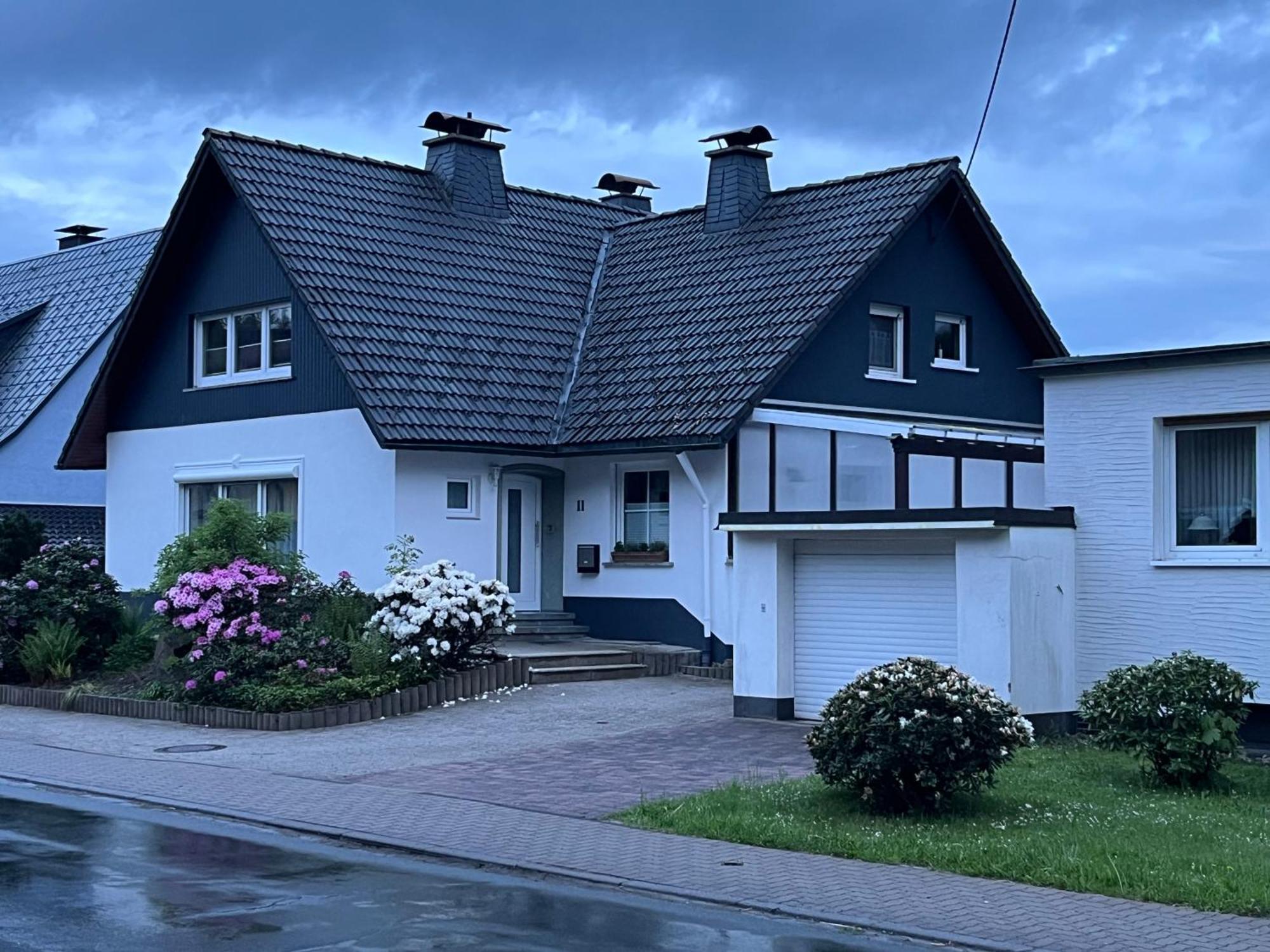 Modern Und Rustikal Mit Kamin Ferienwohnung Kohlert Bad Berleburg Buitenkant foto